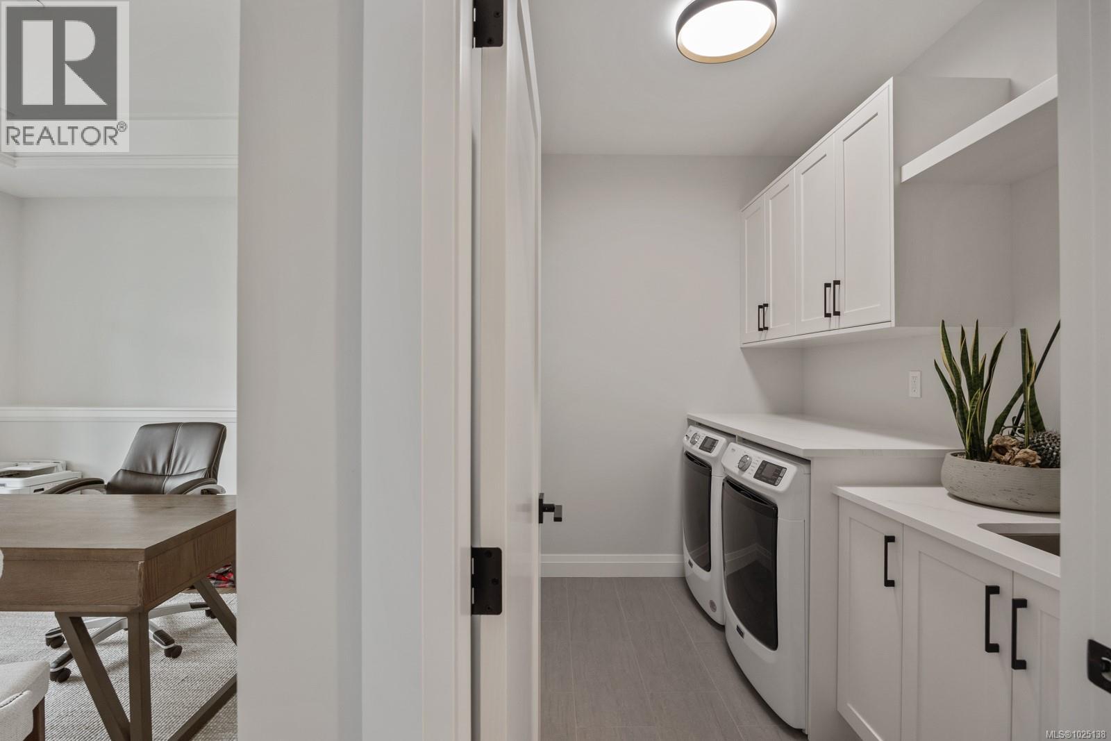 1601 Crown Isle Blvd, Courtenay