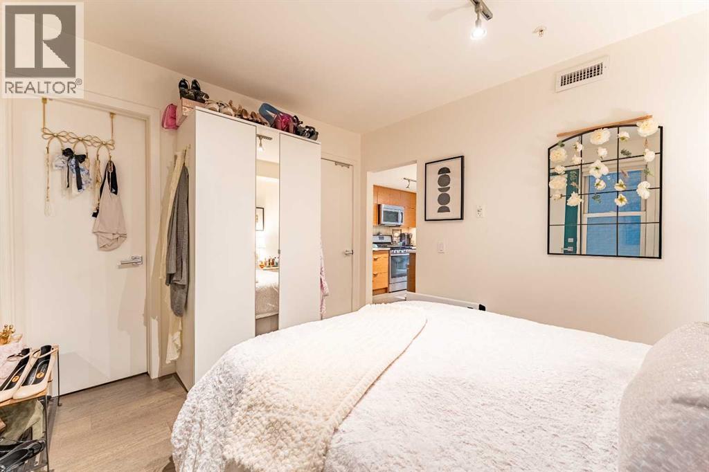 Single Family House for Sale in   A Street SW Lower Mount Royal Calgary 