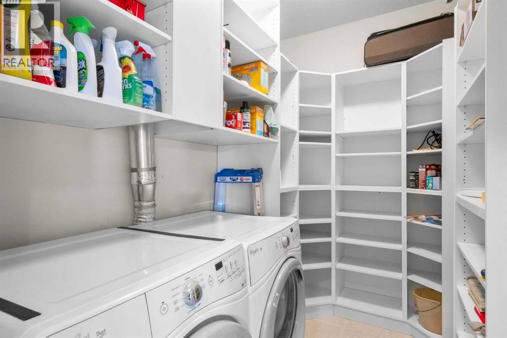 Single Family House for Sale in   Lake Fraser Green SE Lake Bonavista Calgary 