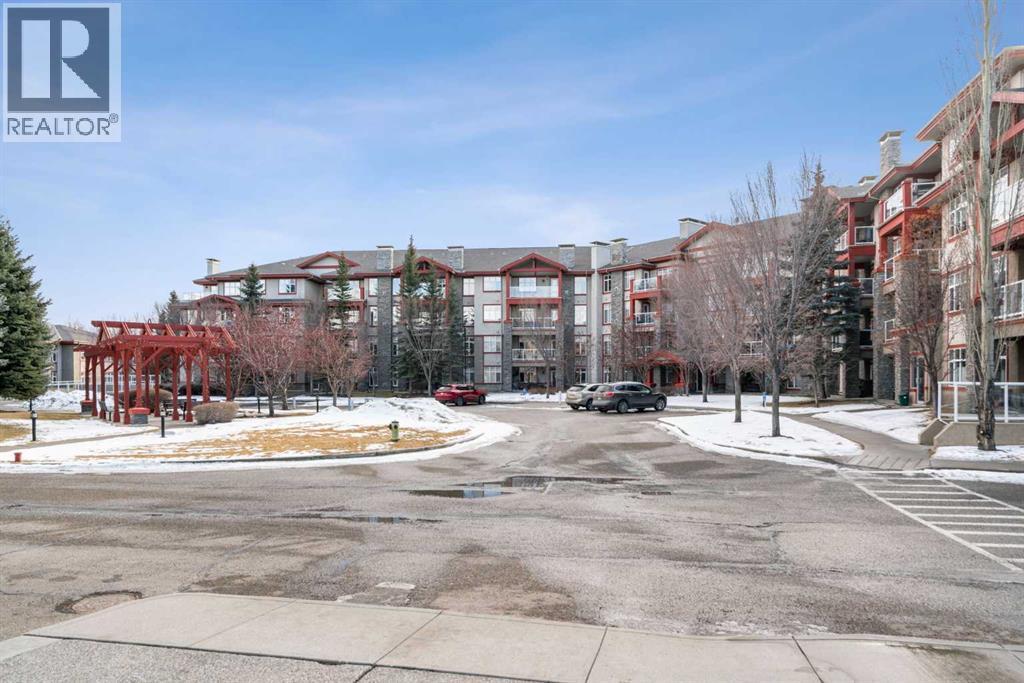 Single Family House for Sale in   Lake Fraser Green SE Lake Bonavista Calgary 