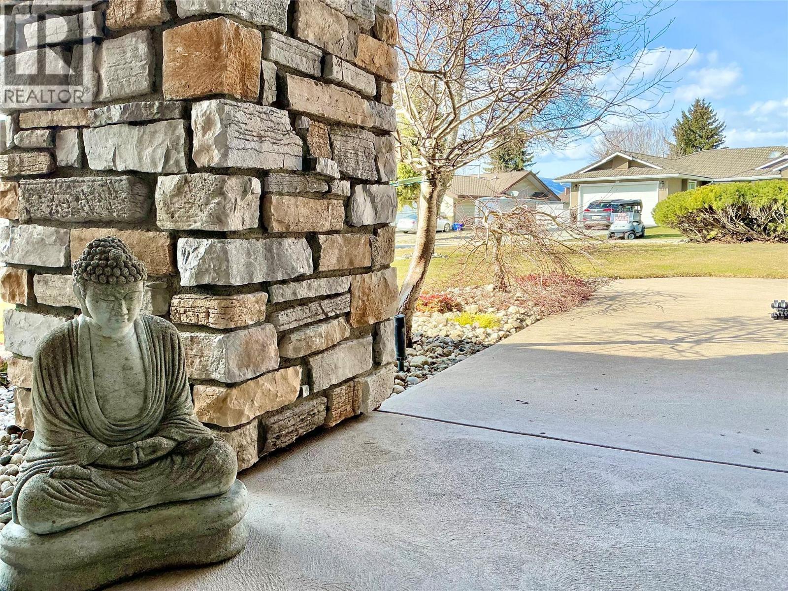  2523 Golf View Crescent, Blind Bay