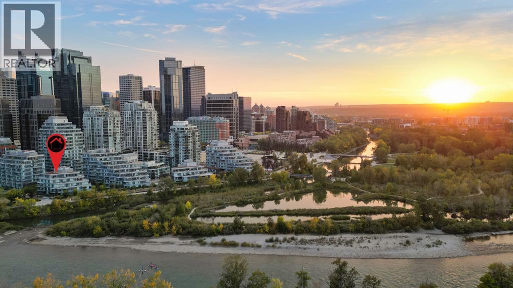 Single Family House for Sale in   Waterfront Court SW Chinatown Calgary 