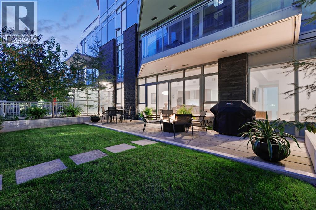 Single Family House for Sale in   Waterfront Court SW Chinatown Calgary 