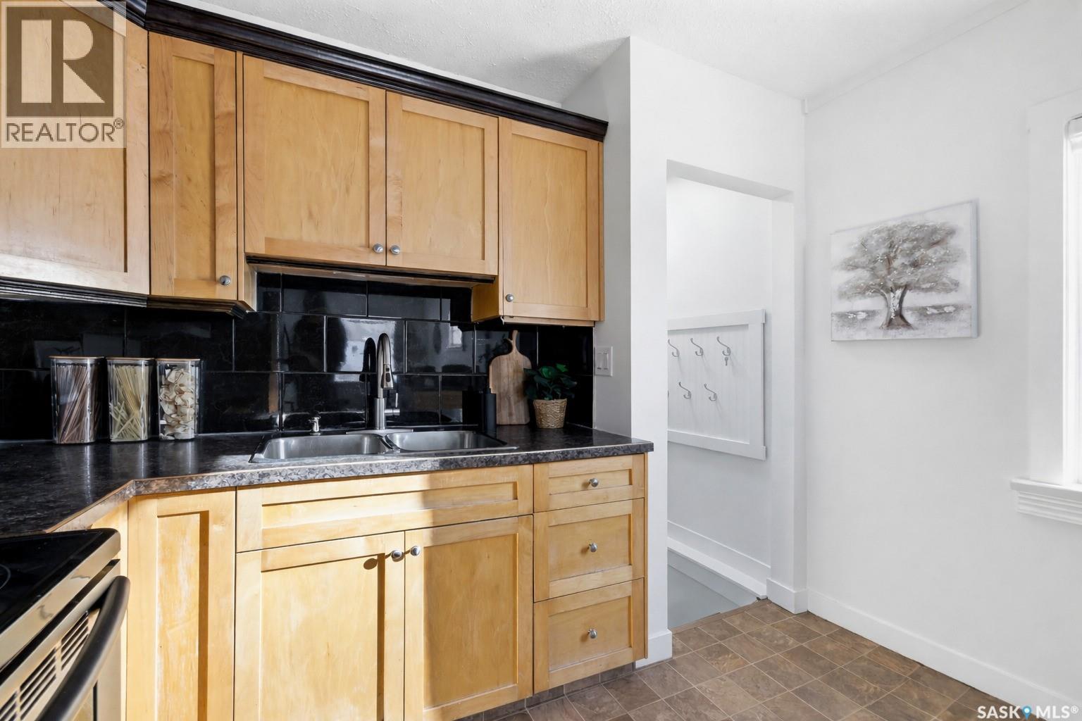 Single Family House Bungalow for Sale in  FORGET STREET Regina 