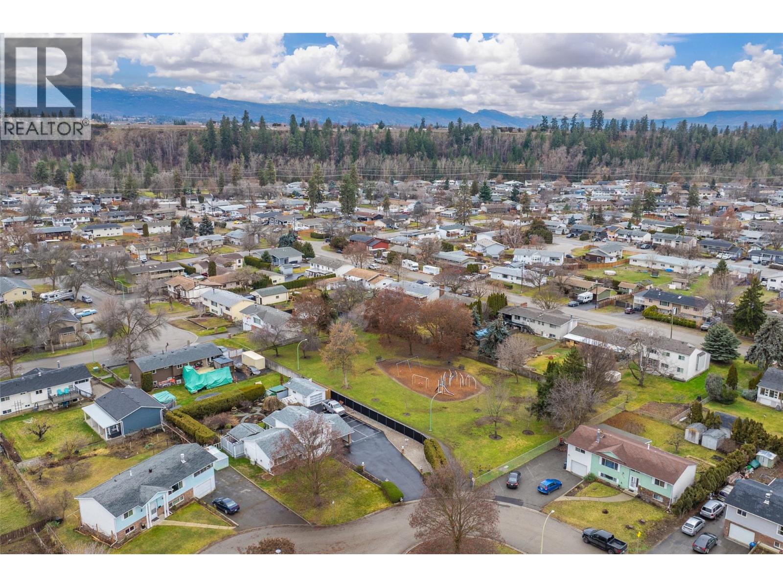  695 Moraine Court, Kelowna