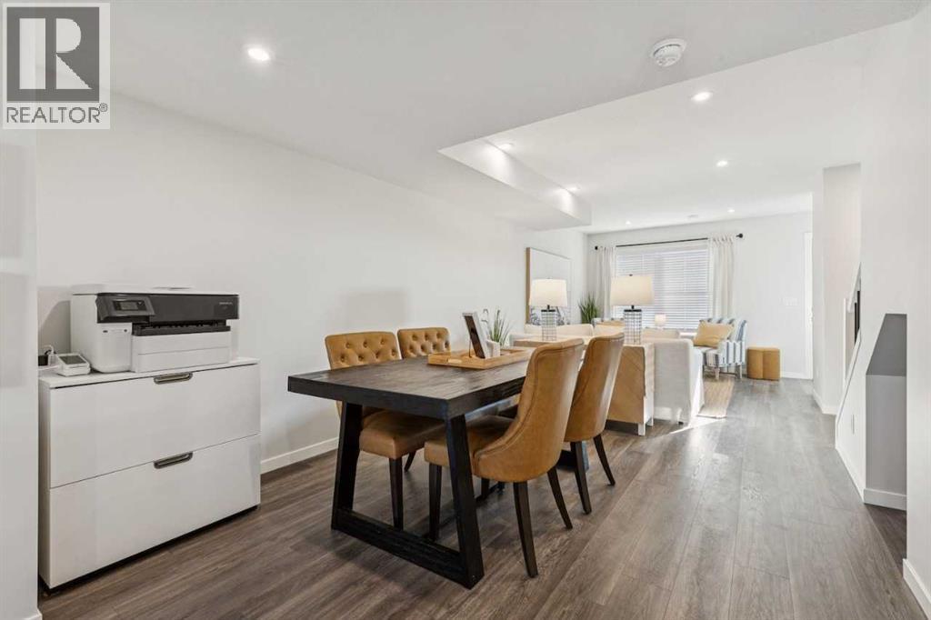 Single Family House for Sale in   Crimson Ridge Place NW Calgary 