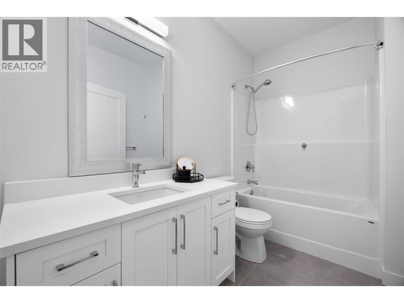 107 RIVER GATE Drive, Kamloops