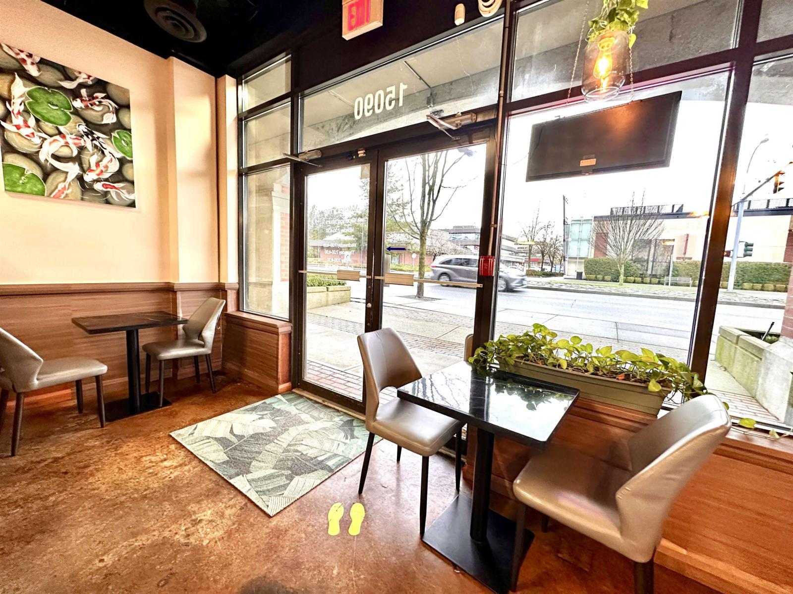 15090 NORTH BLUFF ROAD, White Rock