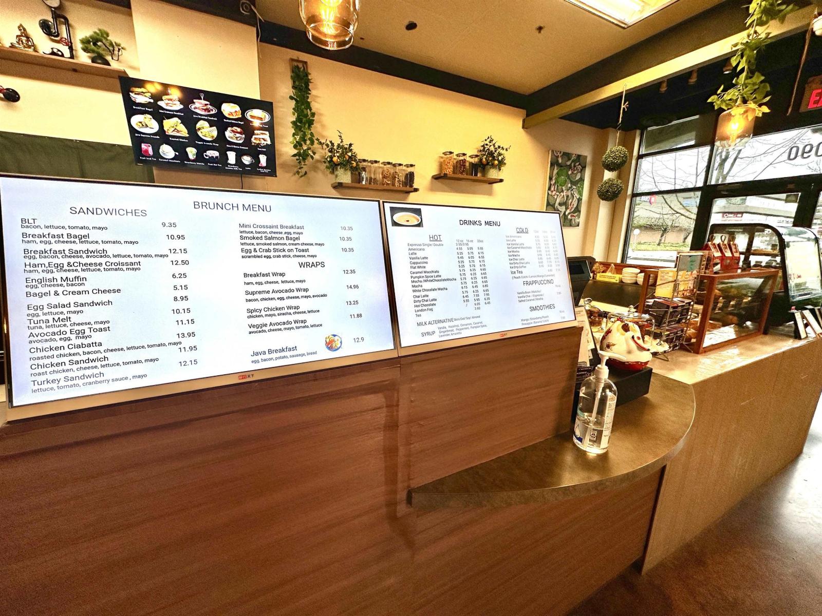 15090 NORTH BLUFF ROAD, White Rock