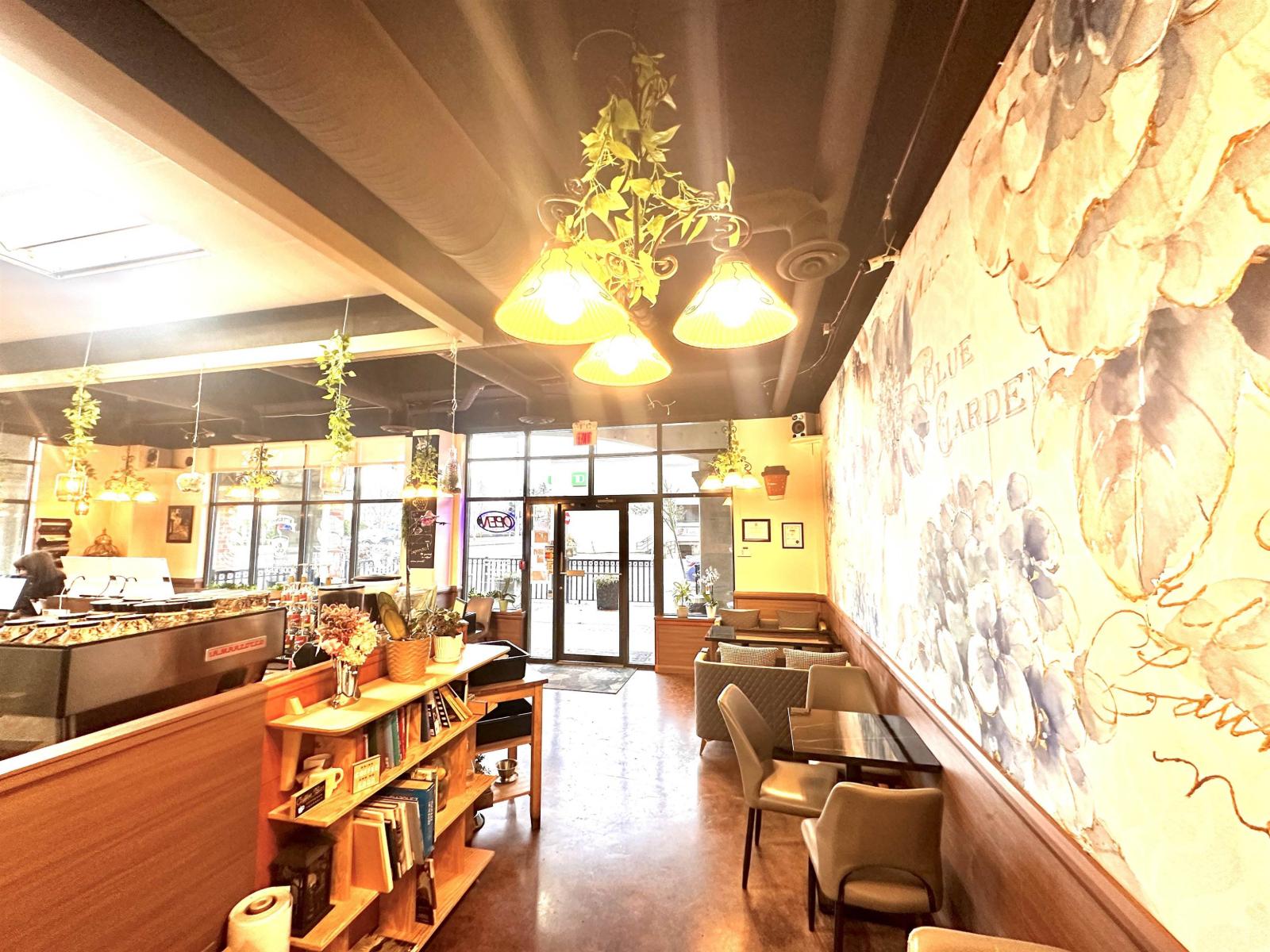 15090 NORTH BLUFF ROAD, White Rock