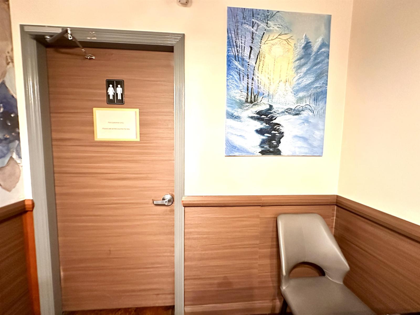 15090 NORTH BLUFF ROAD, White Rock