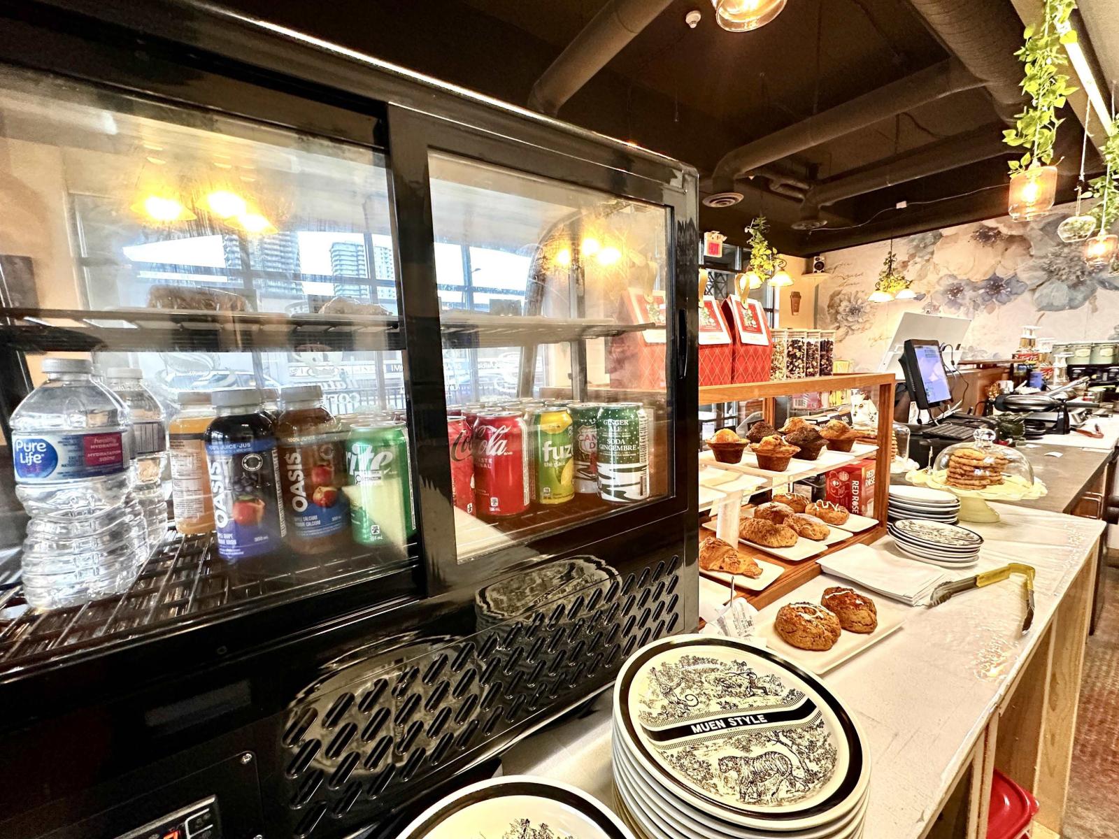 15090 NORTH BLUFF ROAD, White Rock