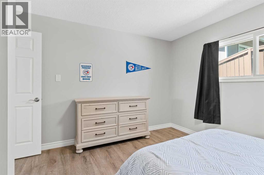 Single Family House Bungalow for Sale in  Haddon Road SW Haysboro Calgary 