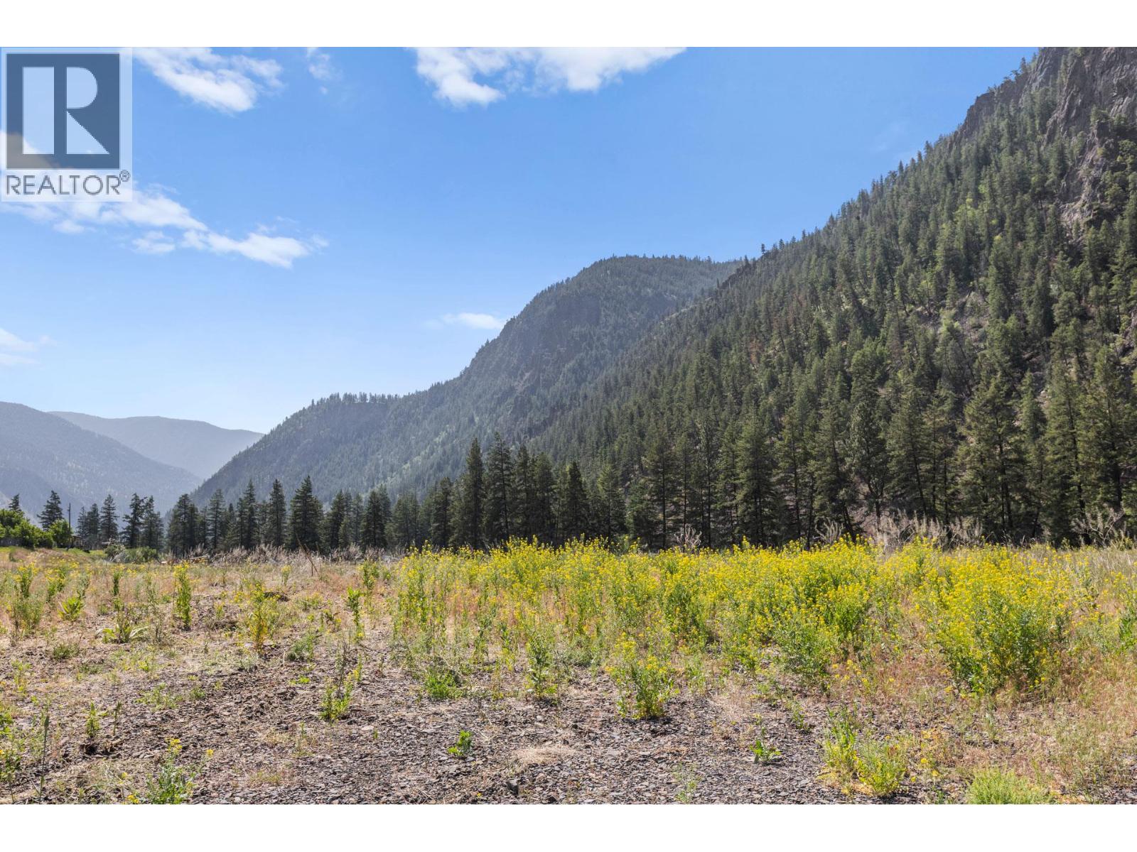 6097 Highway 3, Hedley