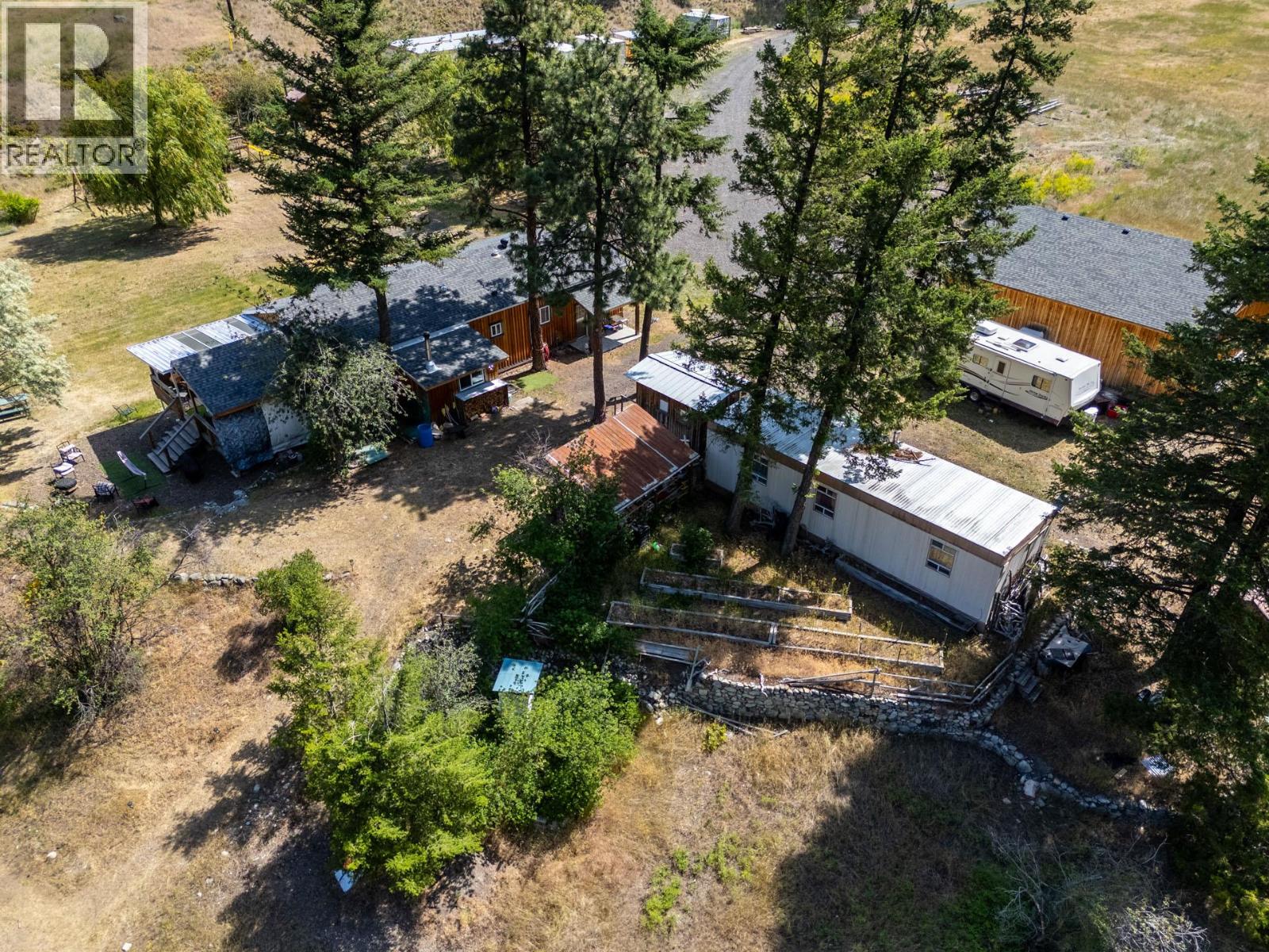 6097 Highway 3, Hedley