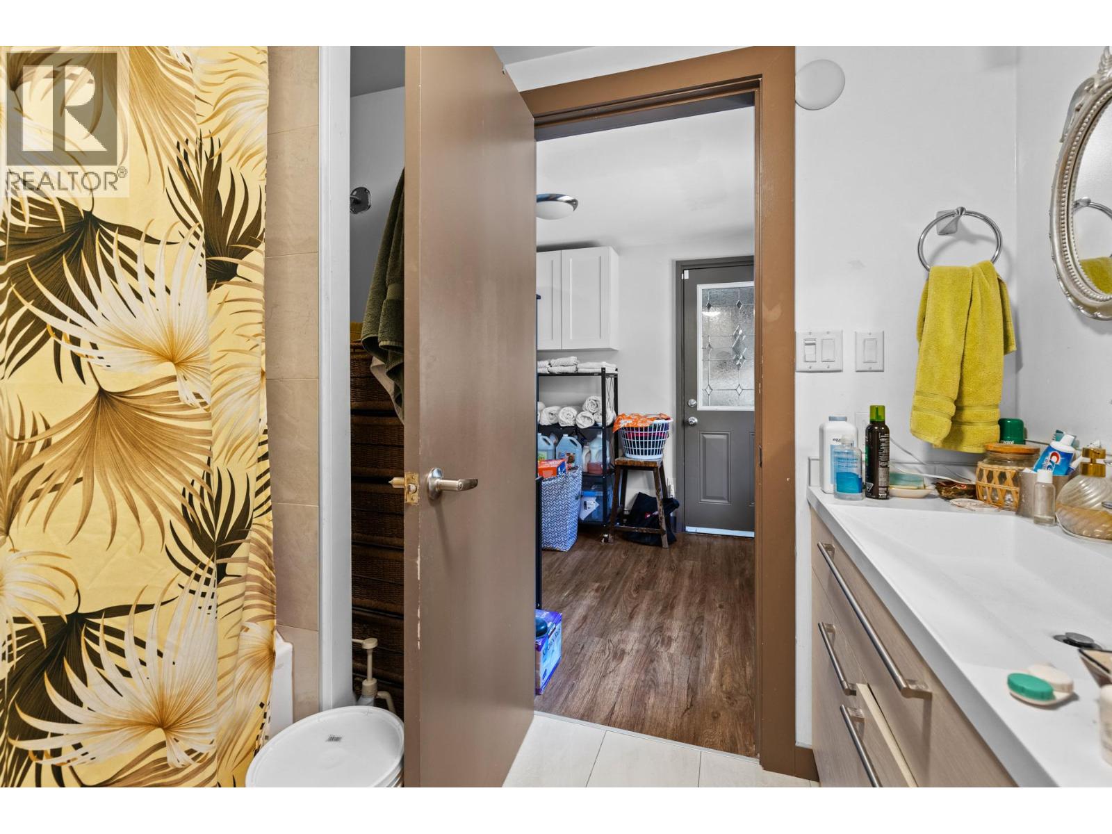 6097 Highway 3, Hedley