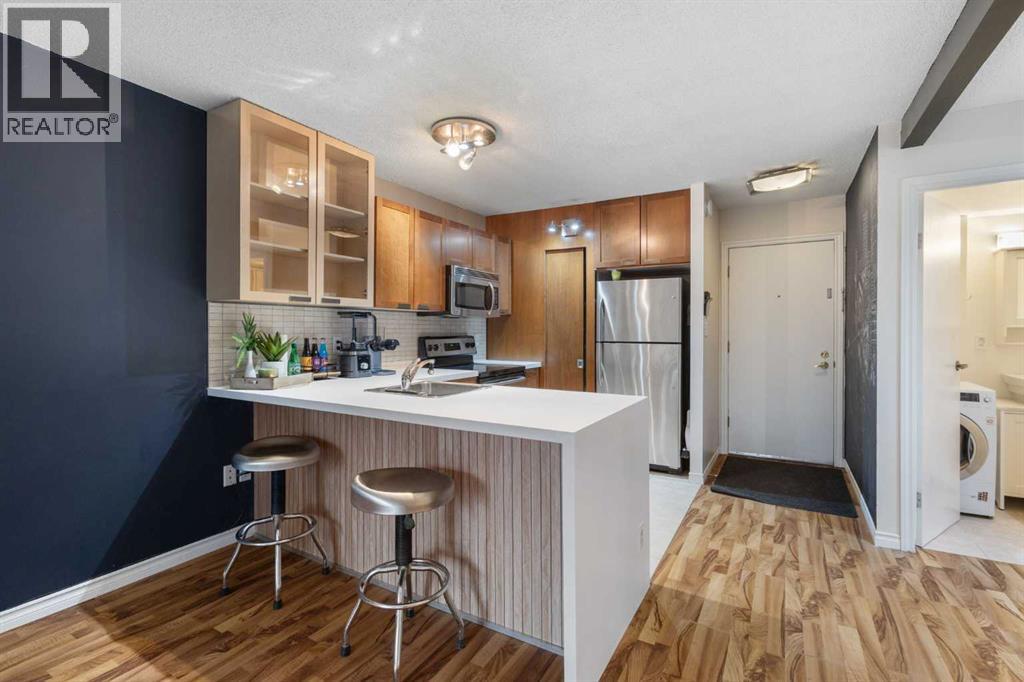 Single Family House for Sale in    Avenue SW Beltline Calgary 