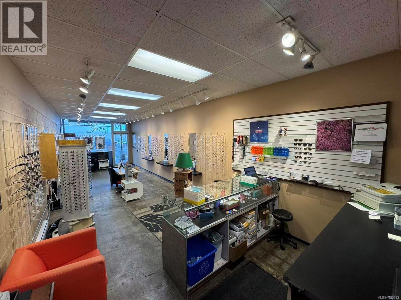 20 1153 Esquimalt Road, Esquimalt