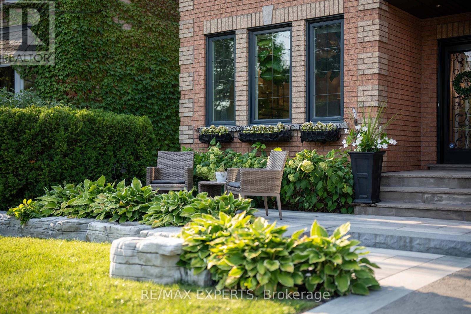 66 SYLVAN CRESCENT - Photo 5 of 50, Richmond Hill (Oak Ridges Lake Wilcox), Ontario