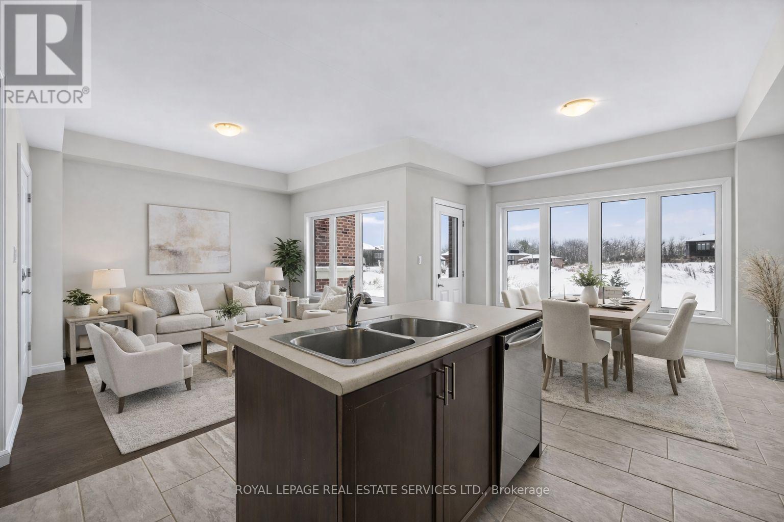 62 NICORT ROAD - Photo 4 of 14, Wasaga Beach, Ontario