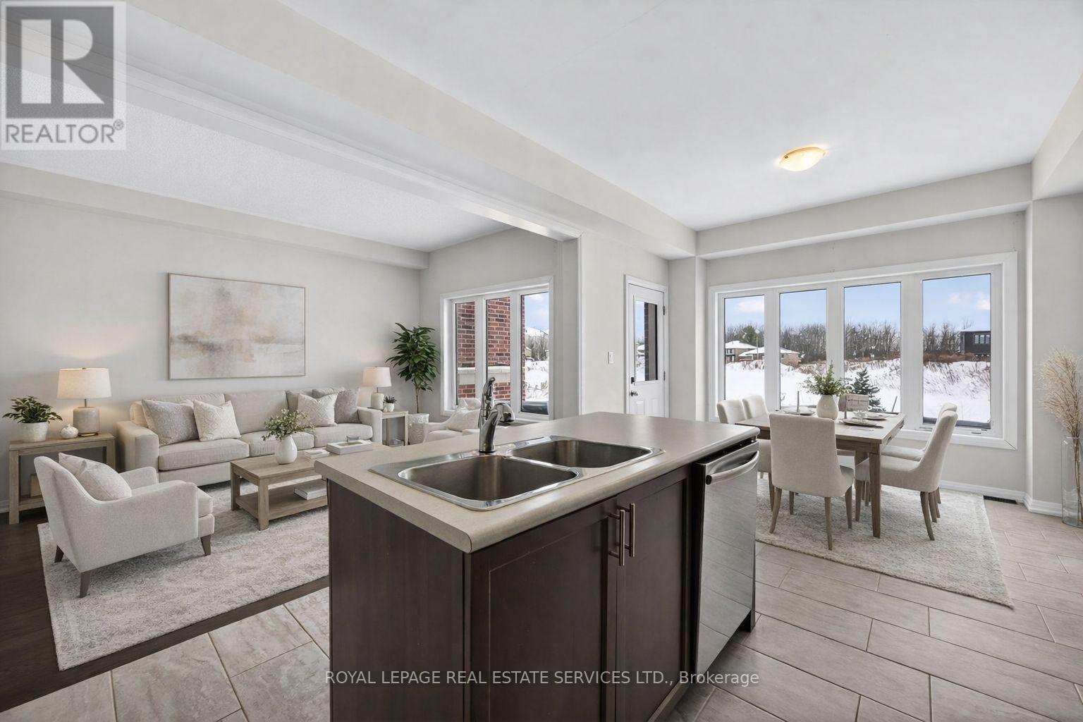 62 NICORT ROAD - Photo 3 of 14, Wasaga Beach, Ontario