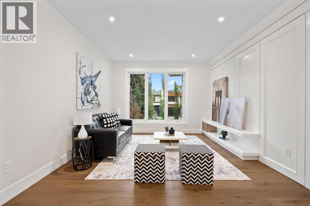 Single Family House for Sale in  Varsity Estates Road NW Varsity Calgary 