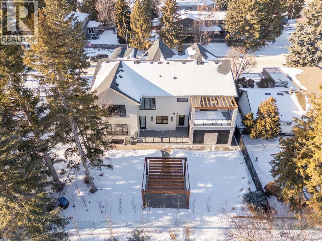 Single Family House for Sale in  Varsity Estates Road NW Varsity Calgary 