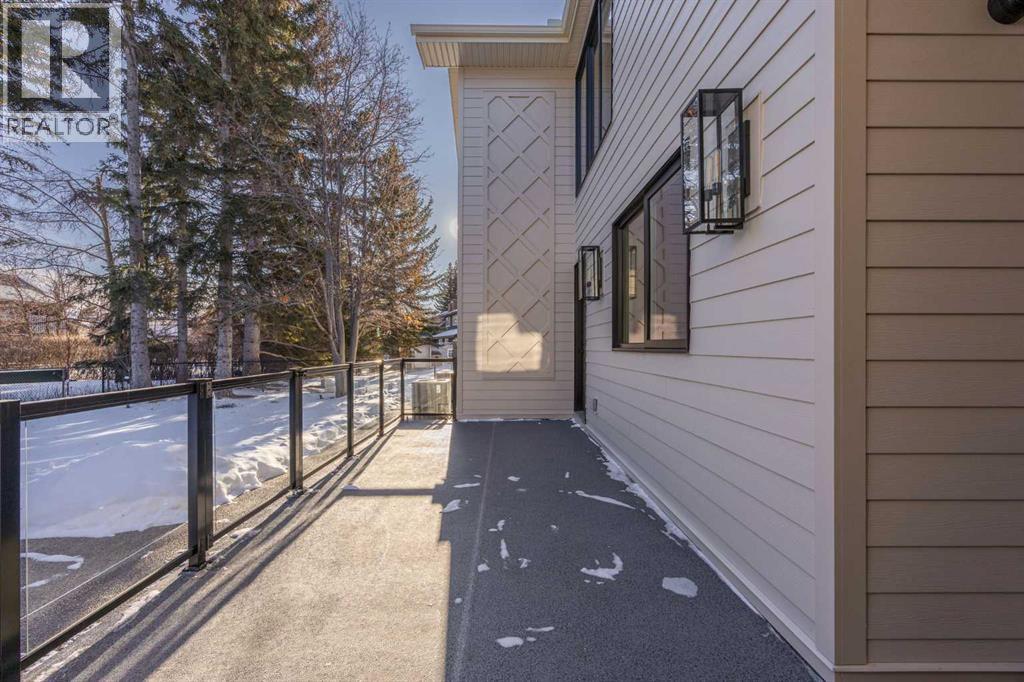 Single Family House for Sale in  Varsity Estates Road NW Varsity Calgary 