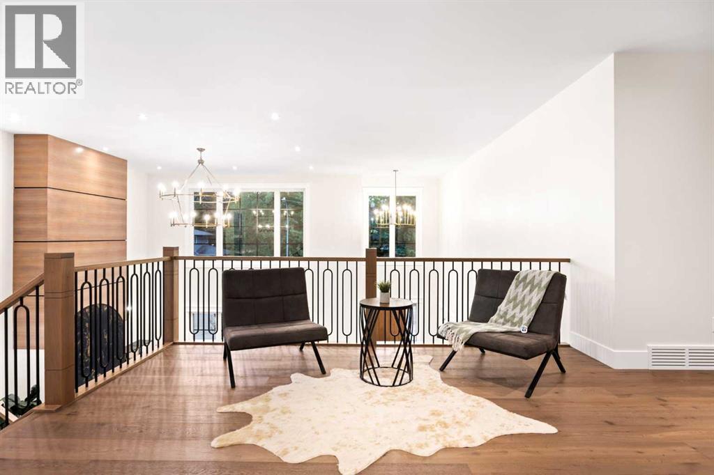 Single Family House for Sale in  Varsity Estates Road NW Varsity Calgary 