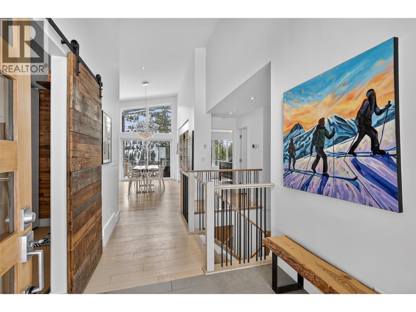 2179 Trappers Way, Panorama