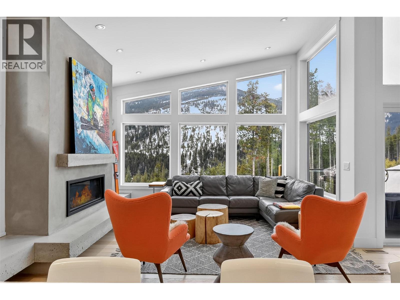 2179 Trappers Way, Panorama