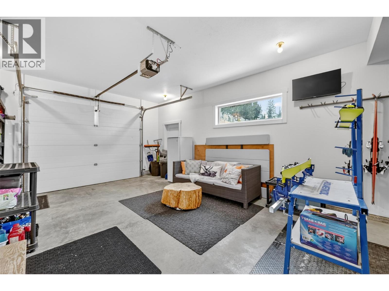 2179 Trappers Way, Panorama