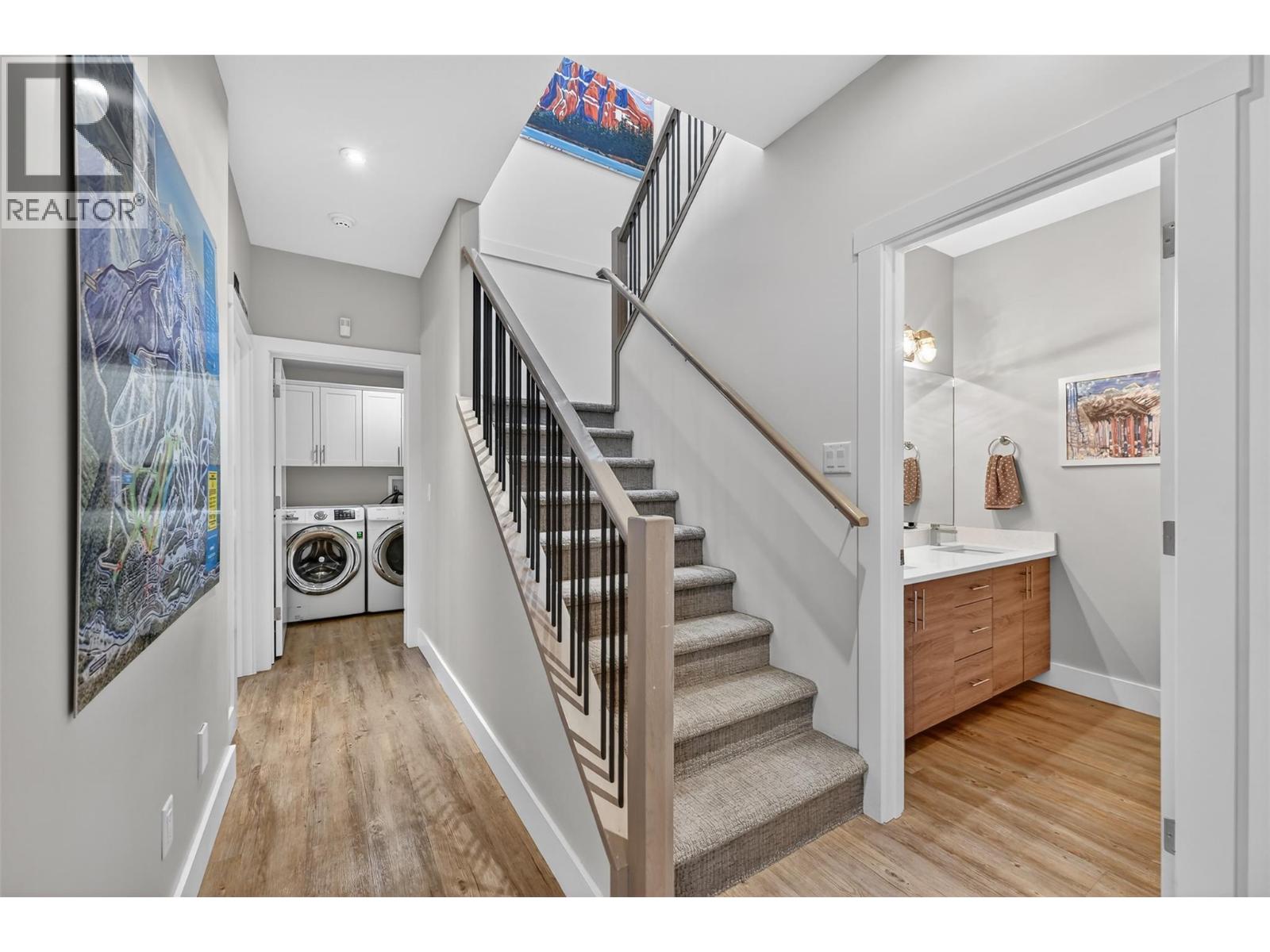 2179 Trappers Way, Panorama