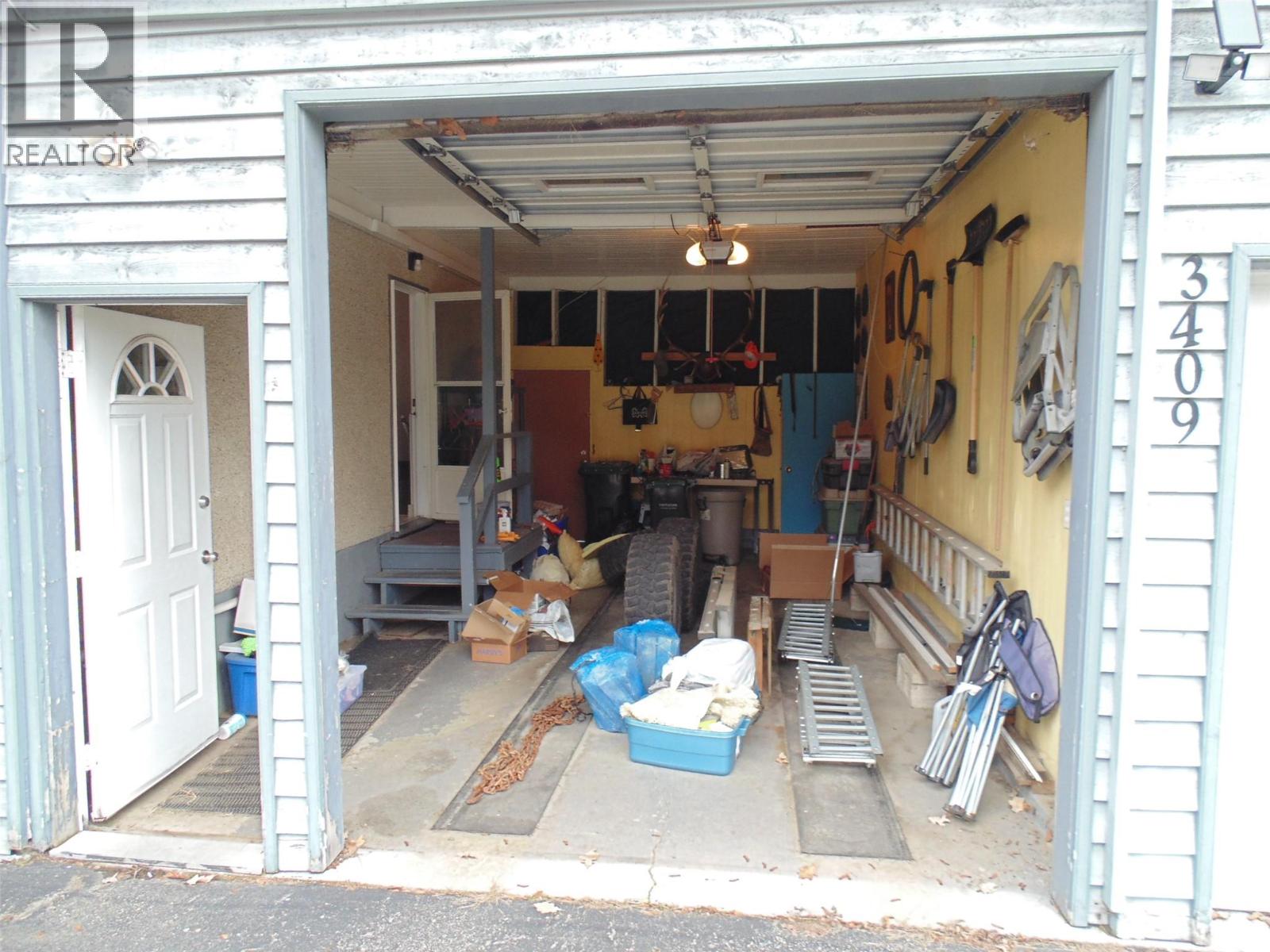 3409 5th Avenue, Castlegar