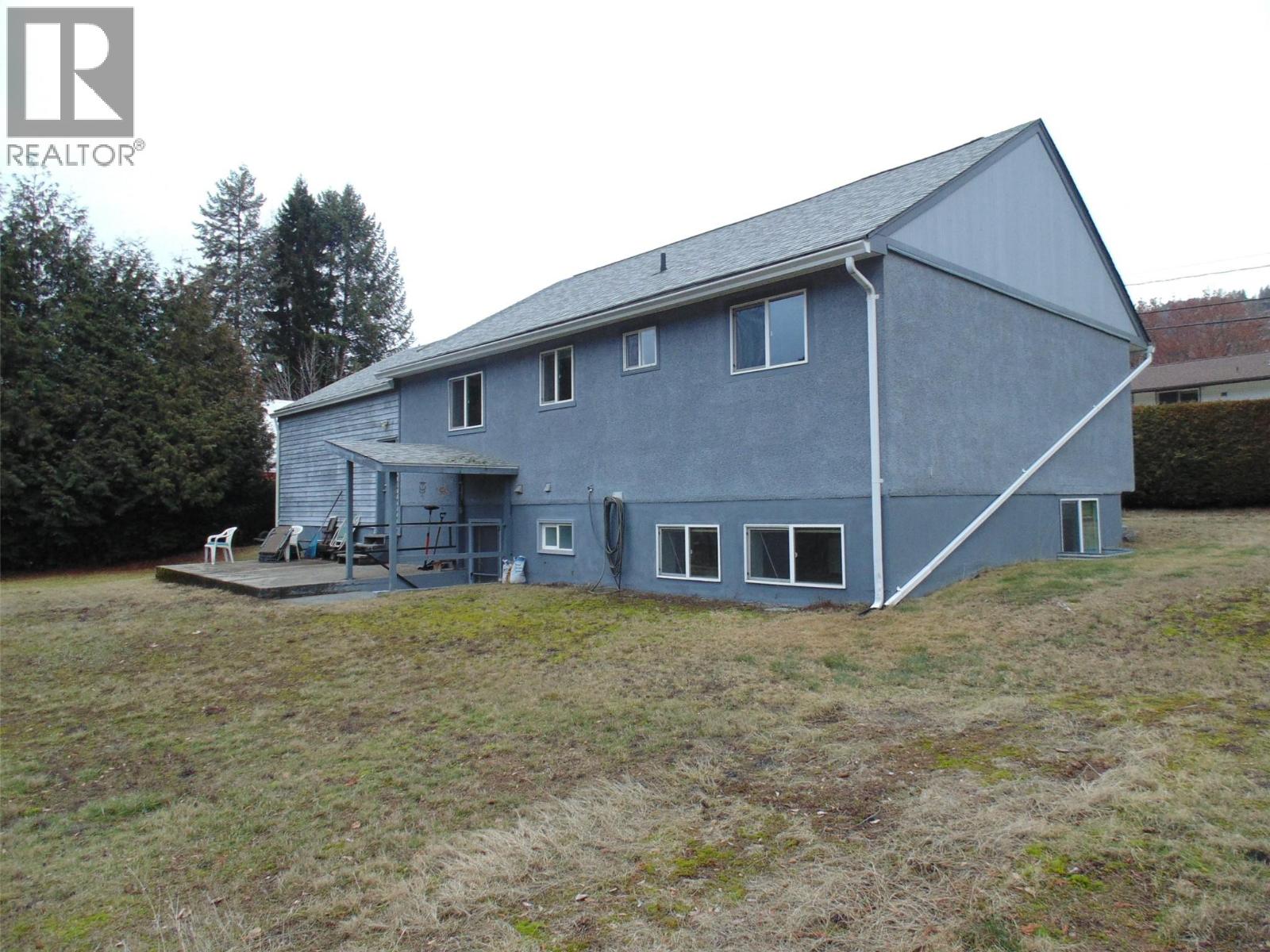3409 5th Avenue, Castlegar