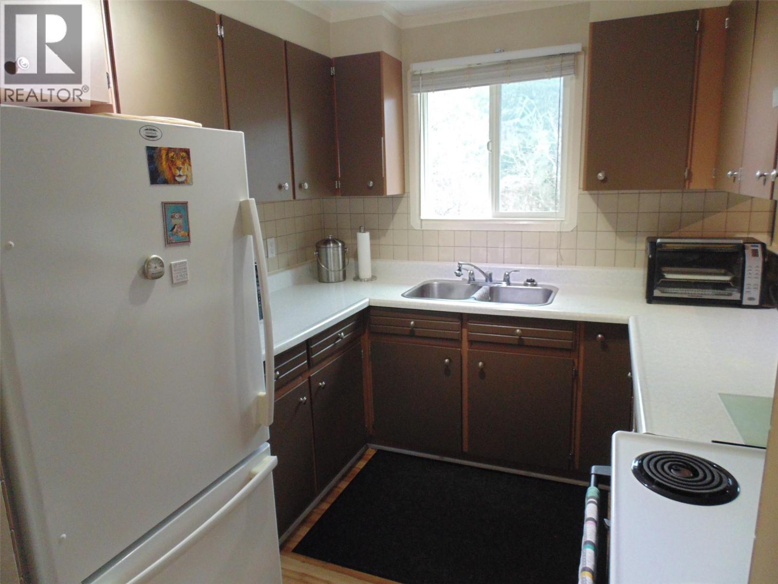 3409 5th Avenue, Castlegar