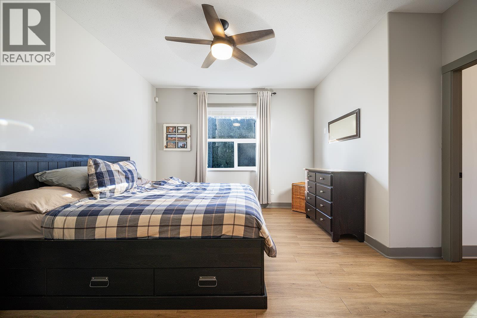 1020 WINDSOR PLACE, Squamish