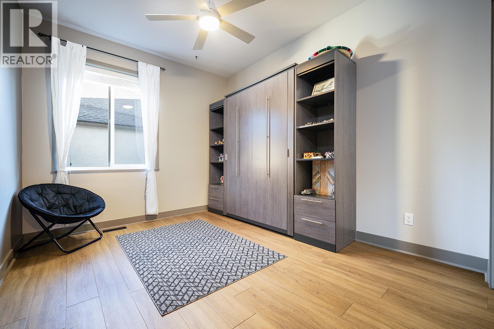 1020 WINDSOR PLACE, Squamish