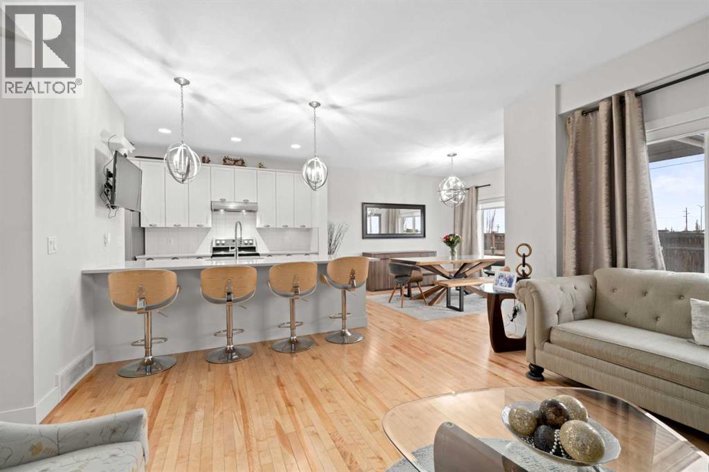 
          115 Mahogany Way Southeast
            <br/>
            <span>Calgary</span>
            , 
            <span>AB</span>
             <span>T3M1N5</span>
         - Photo 6