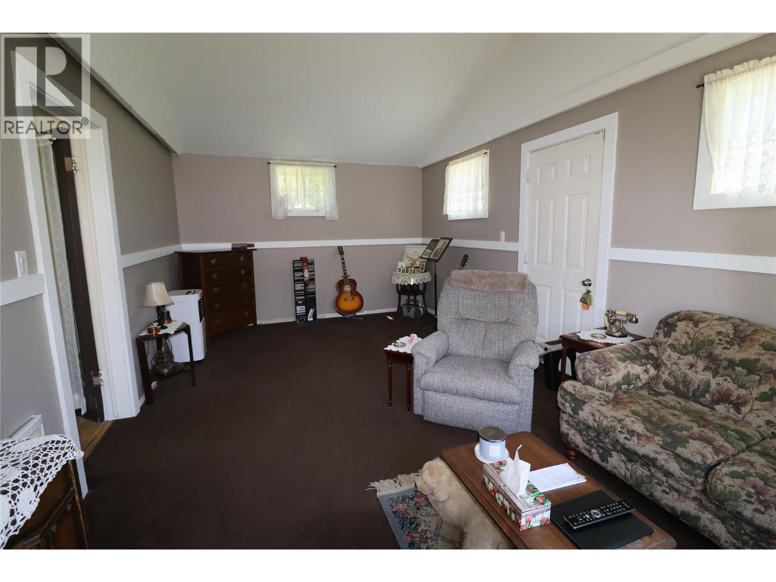 5818 17th Street, Grand Forks