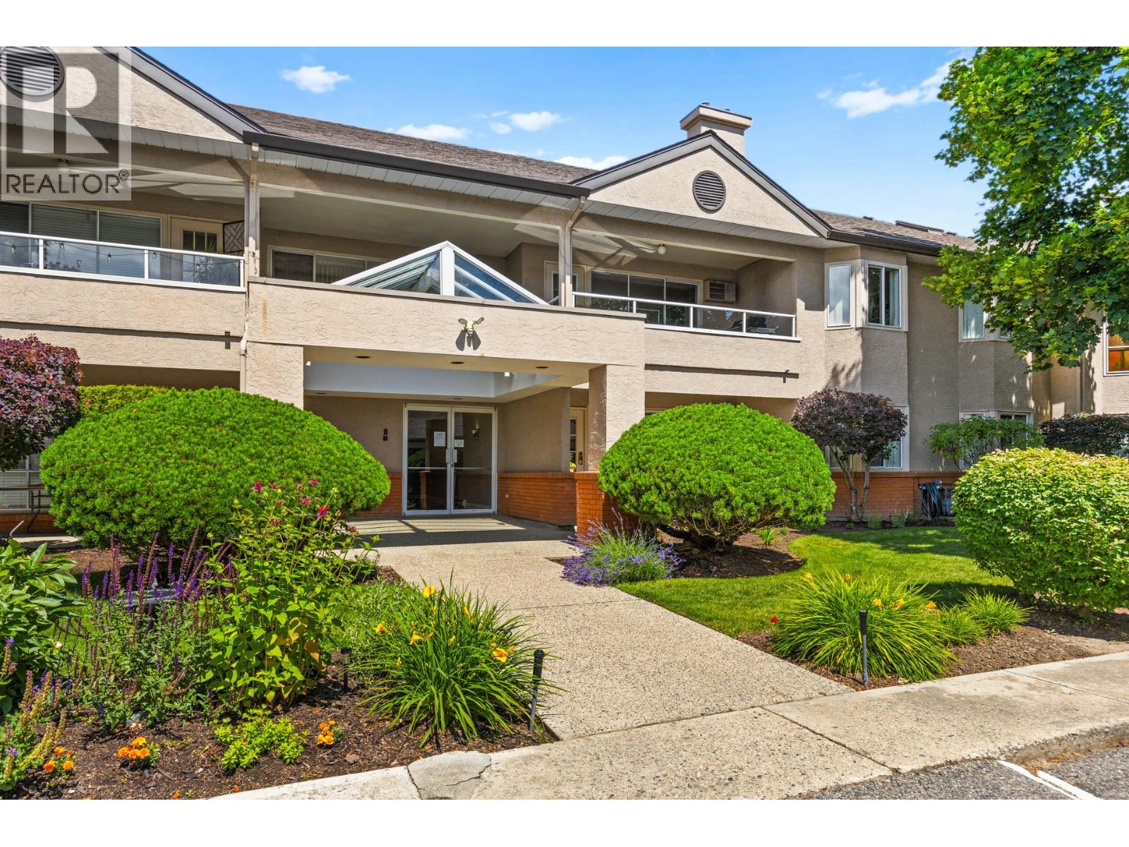 205 645 Barrera Road, Kelowna