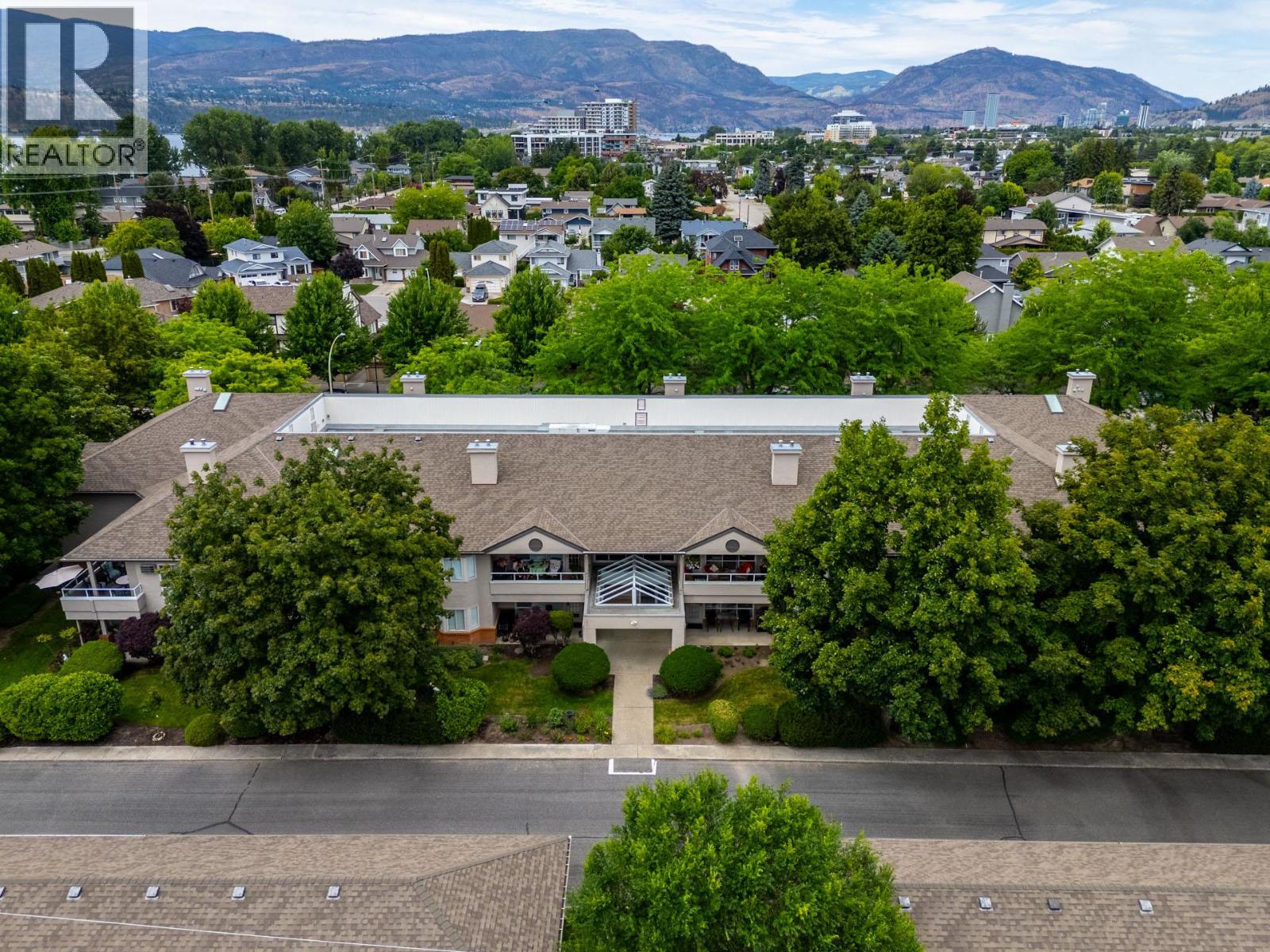 205 645 Barrera Road, Kelowna