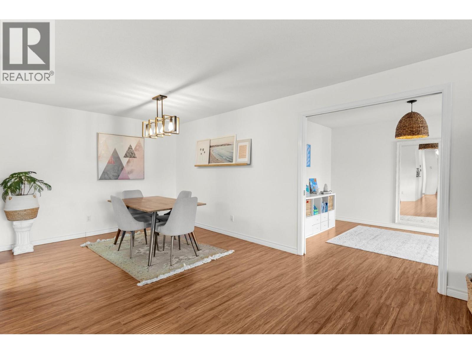 205 645 Barrera Road, Kelowna