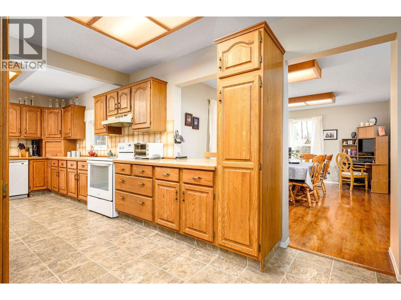  487 Mabel Lake Road, Lumby