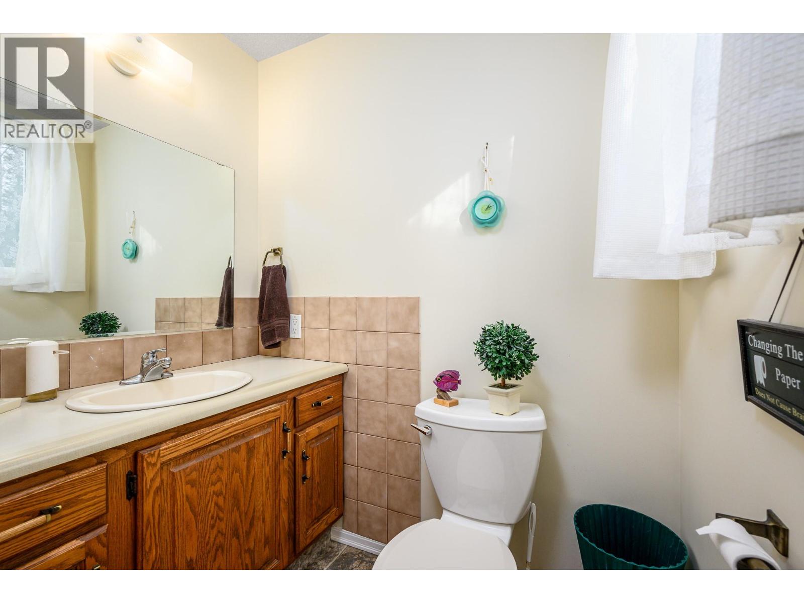  487 Mabel Lake Road, Lumby