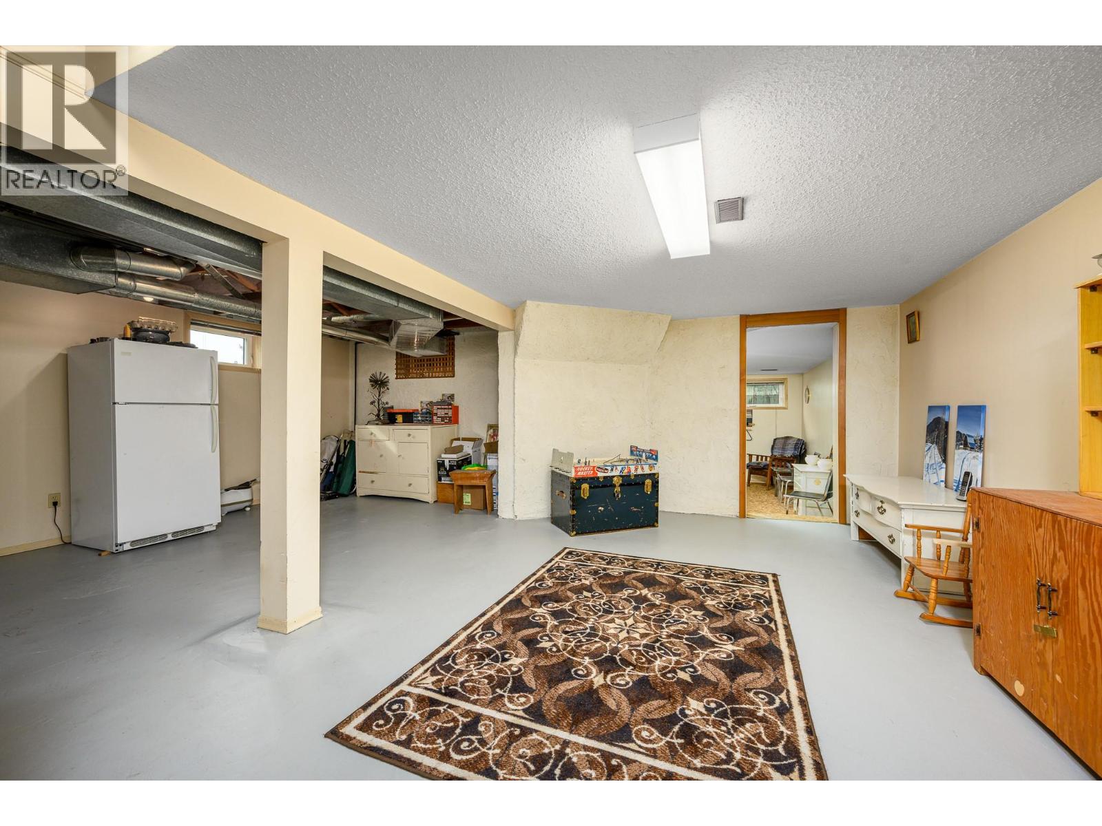  487 Mabel Lake Road, Lumby