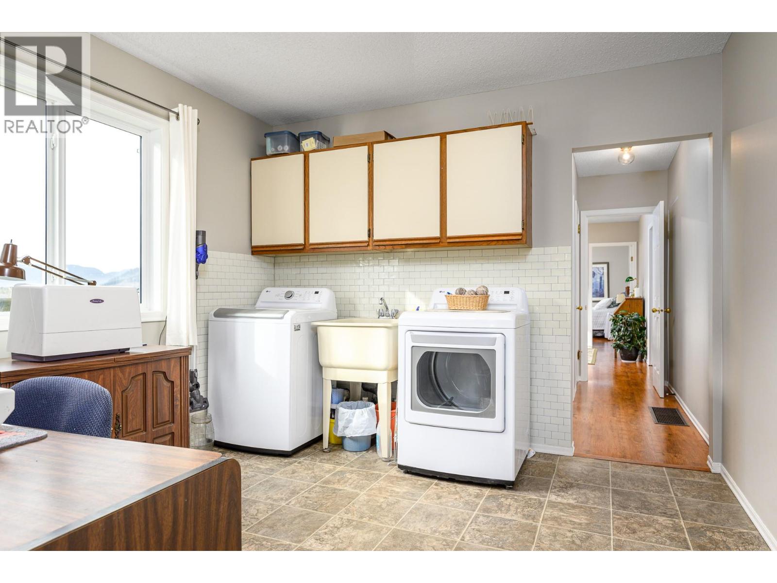  487 Mabel Lake Road, Lumby