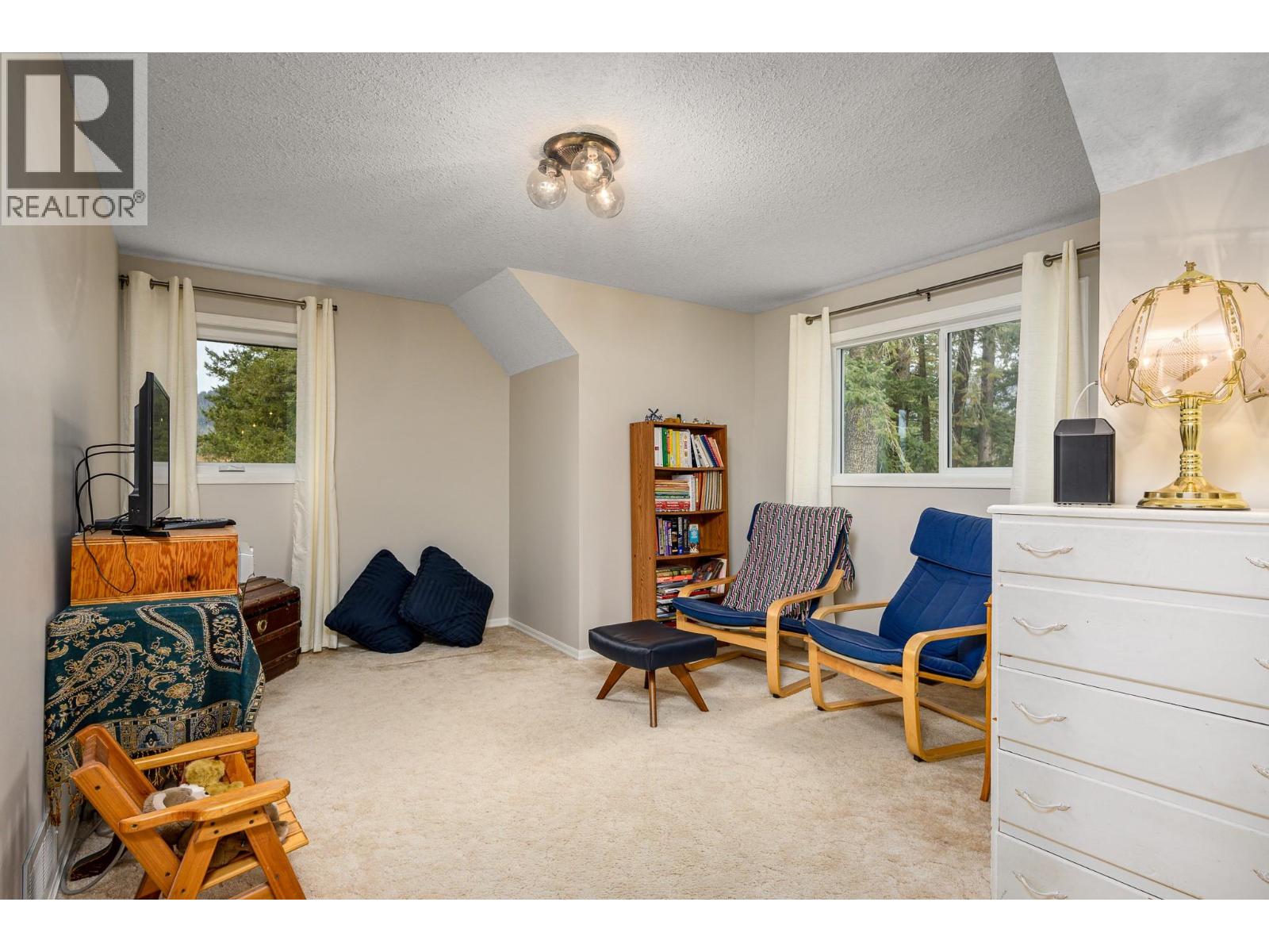  487 Mabel Lake Road, Lumby