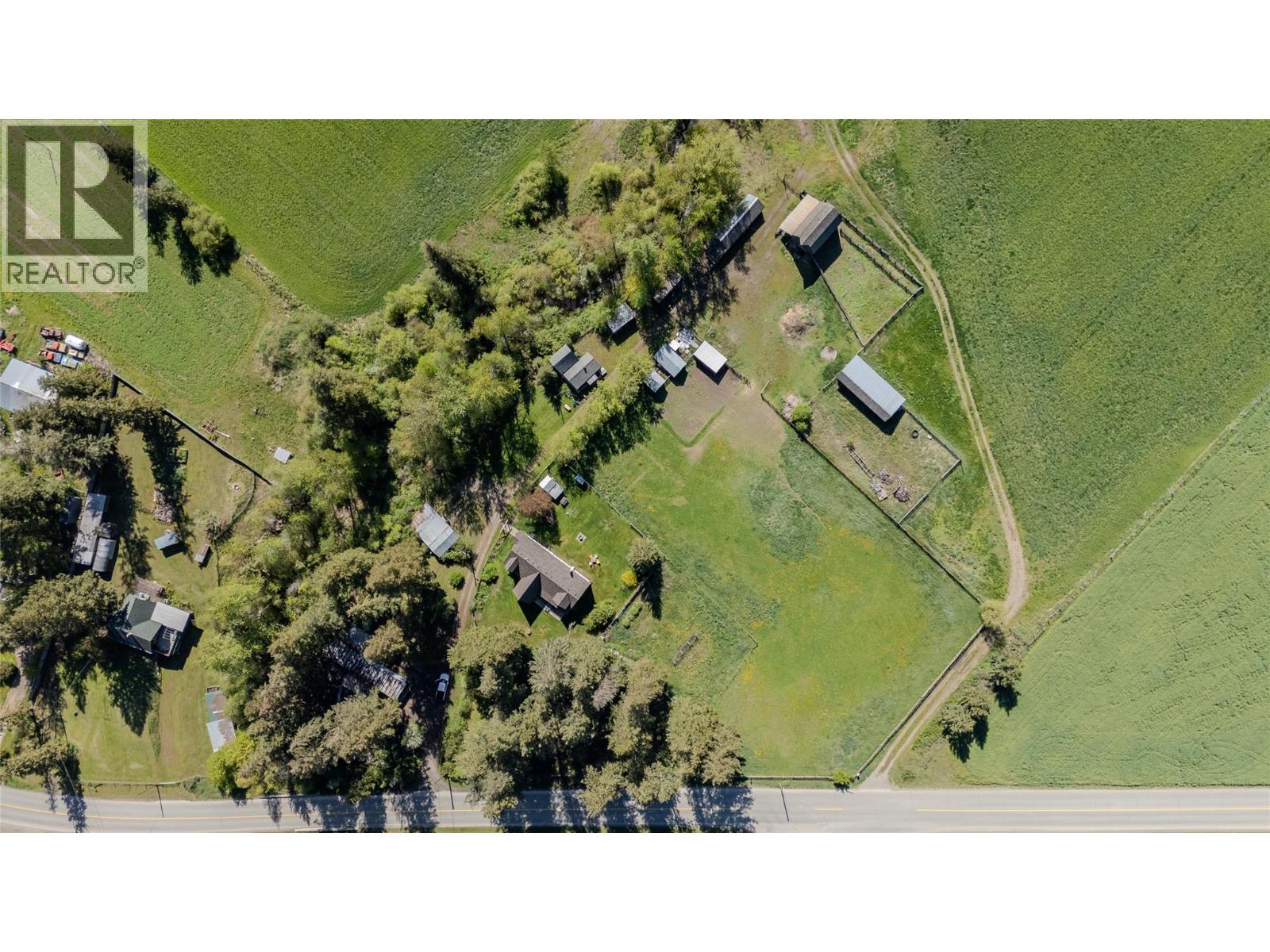  487 Mabel Lake Road, Lumby