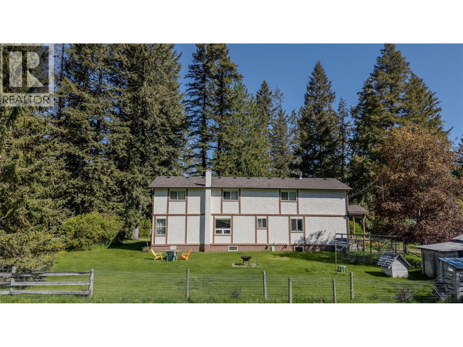  487 Mabel Lake Road, Lumby